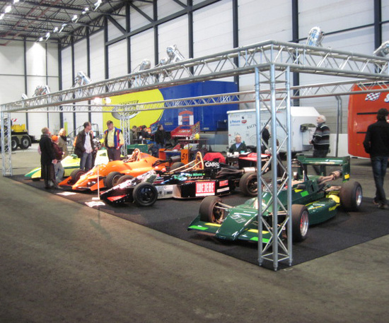 ADVENTUR2009_1226_133534AA